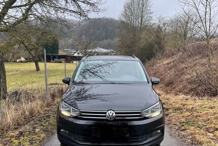VW Touran 194.183 km 12.500 &euro; Knetzgau 97478