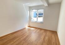 1 Zimmer frei in einer Wohngemeinschaft mit 5 EinzelZimmer und 2 Bädern