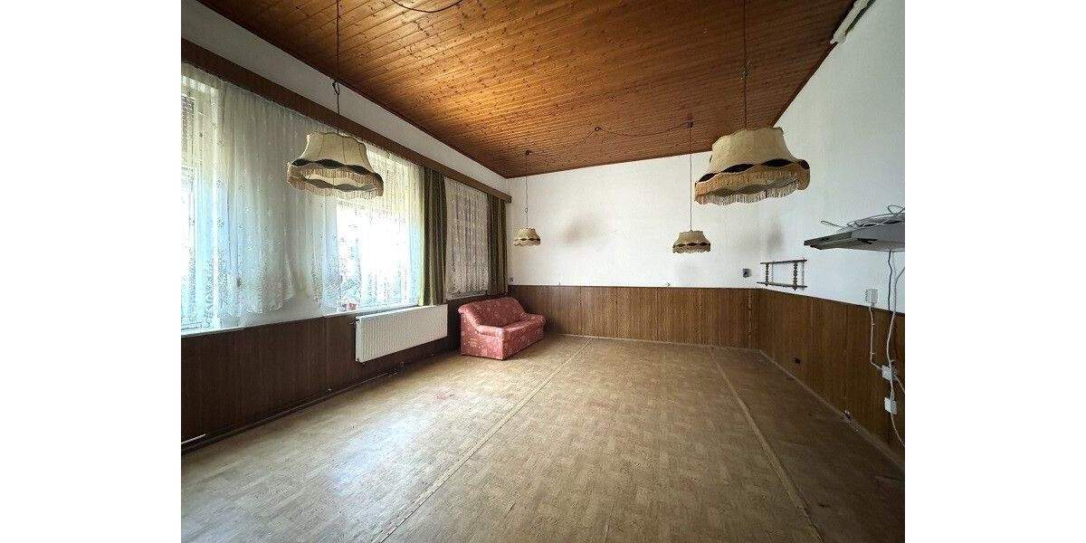 Mehrfamilienhaus, Wohnhaus Waltershausen - 79.000&euro; | Angebot:25729828
