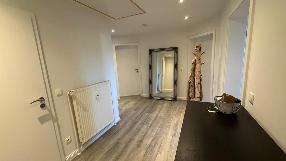 Dachgeschoßwohnung Trittau - 2 Zimmer, 80 m&sup2;, 1.100&euro; | Angebot:26663280