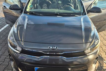 Kia Rio 45.000 km 12.000 € Berlin 13627