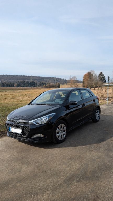 i20