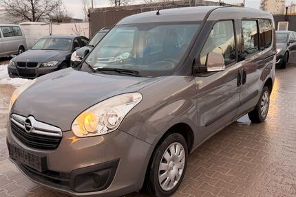 Opel Combo 164.098 km 2.499 &euro; Augsburg 86167