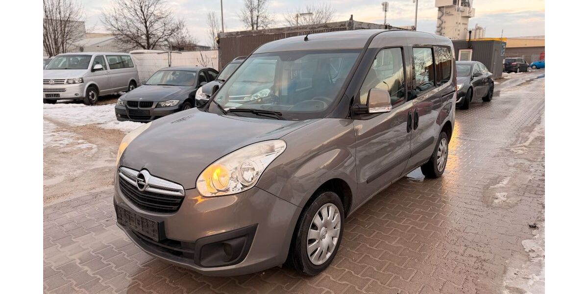 Opel Combo 164.098 km 2.499 &euro; Augsburg 86167