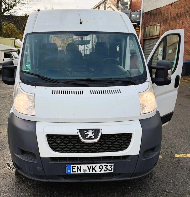 Peugeot Boxer Bus 202.000 km 8.200 € Witten 58452
