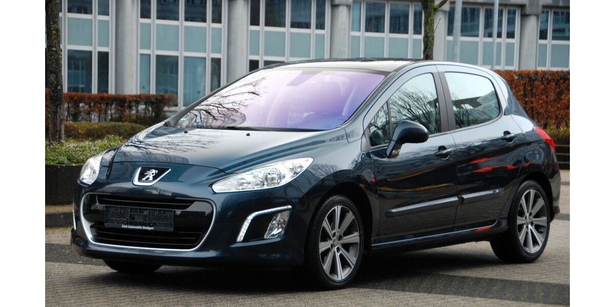 Peugeot 308 118.000 km 5.490 € Stuttgart 70567