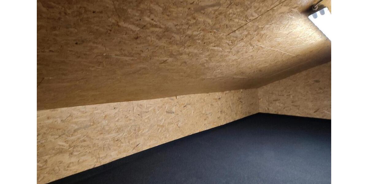 neu renovierte DG-Wohnung in KelheimBauersiedlung 700 Euro warm 2 zimmer