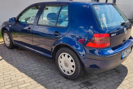 VW Golf 100.350 km 2.000 &euro; Illingen 75428