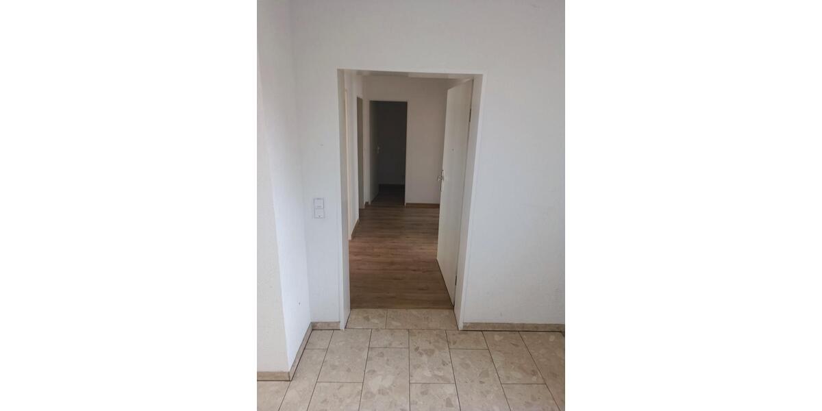 Terrassenwohnung Bad Lauchstädt - 2 Zimmer, 72 m&sup2;, 109.000&euro; | Angebot:25390999