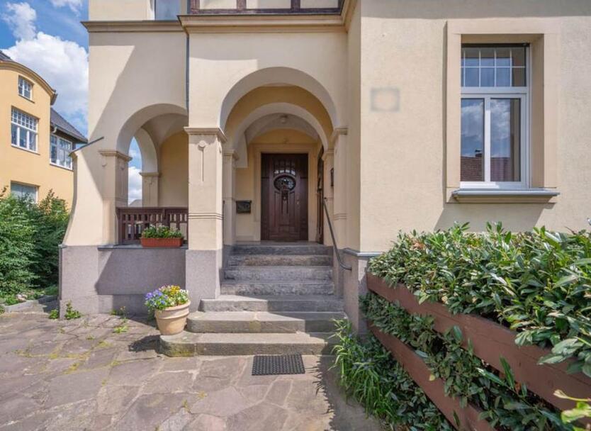 Büroräume in repräsentativer Villa mit eigenem Direktzugang zimmer