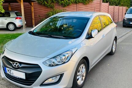 Hyundai i30 255.000 km 4.490 &euro; Wöllstein 55597