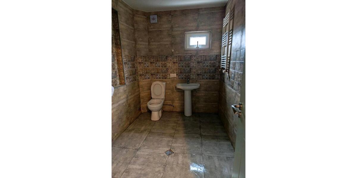 Einfamilienhaus Püttlingen - 10 Zimmer, 207 m&sup2;, 190.000&euro; | Angebot:26322667