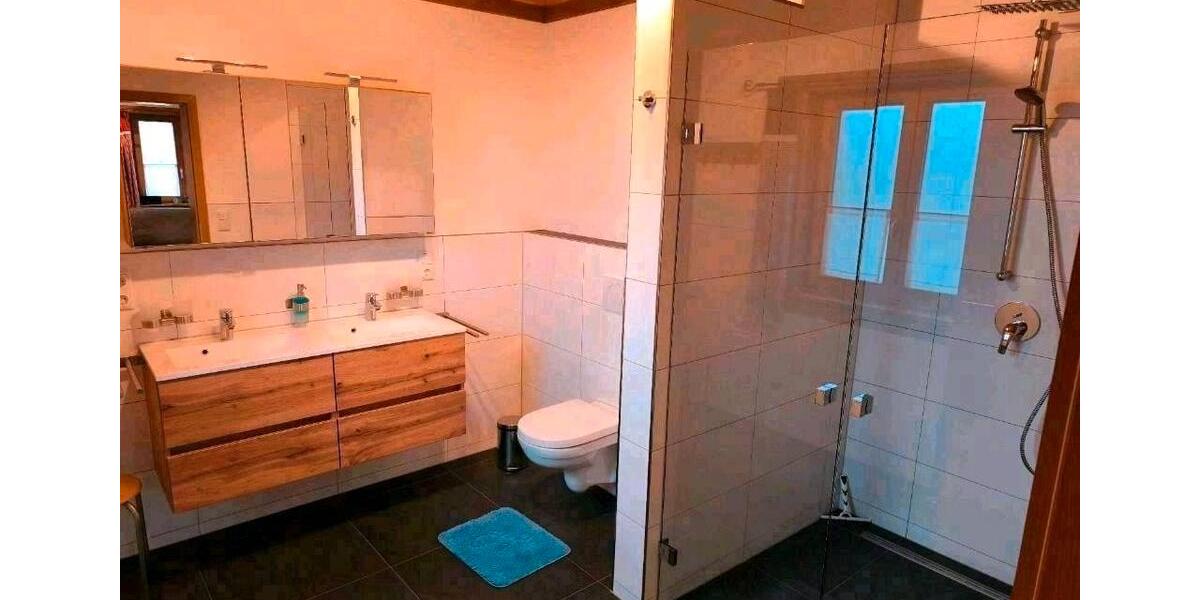 Ferienimmobilie Neukirchen bei Heiligen Blut - 100&euro; | Angebot:11058940
