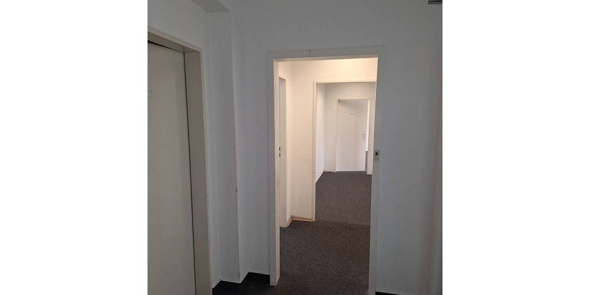 Gewerbeobjekt Frankfurt am Main Griesheim - 4 Zimmer, 125 m&sup2;, 1.150&euro; | Angebot:26686768