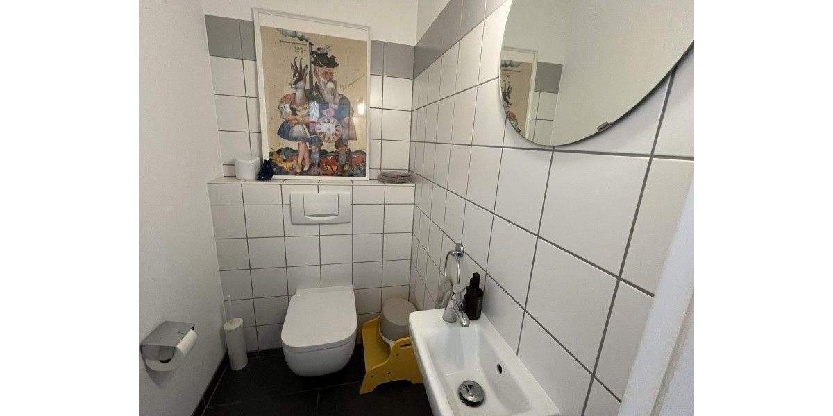 Etagenwohnung Frankfurt am Main Bockenheim - 3 Zimmer, 80 m&sup2;, 1.400&euro; | Angebot:25631611