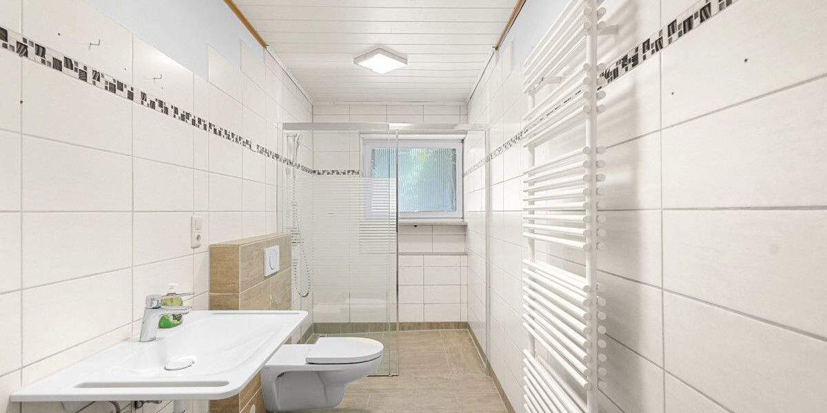 Doppelhaushälfte Lappersdorf Hainsacker - 7 Zimmer, 168 m&sup2;, 570.000&euro; | Angebot:25743843