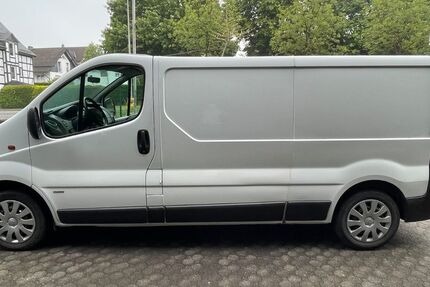 Opel Vivaro 101.800 km 6.700 &euro; Schmallenberg 57392