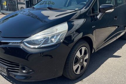 Renault Clio 84.000 km 6.890 &euro; Asperg / Stuttgart 71679