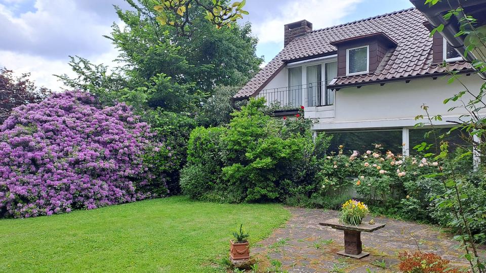 Einfamilienhaus Holzminden - 10.5 Zimmer, 294 m&sup2;, 420.000&euro; | Angebot:27004043