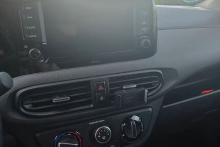 Hyundai i10 17.000 km 13.000 &euro; Karlsruhe 76227