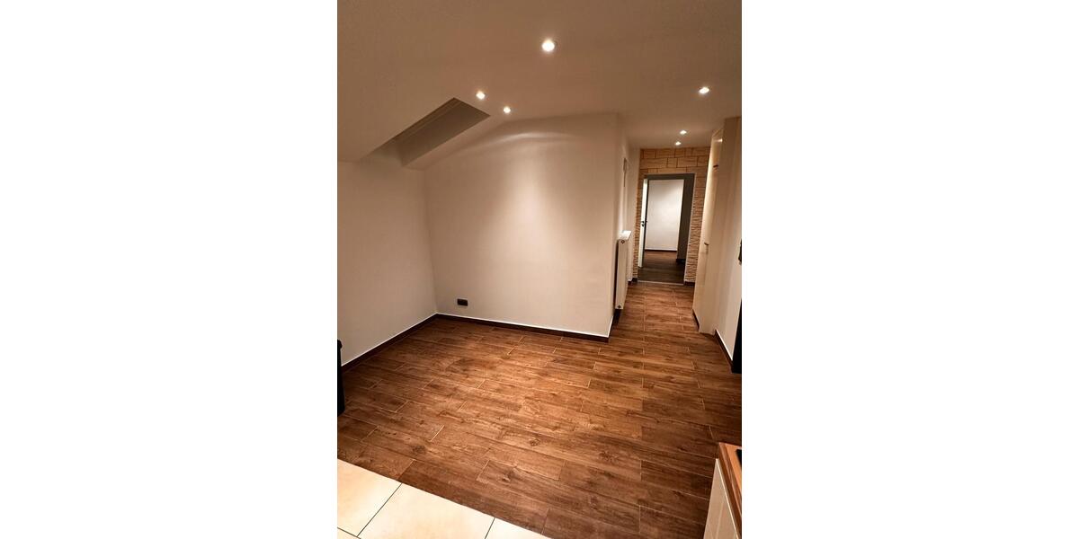 Einfamilienhaus Seevetal Hagolt - 10 Zimmer, 265 m&sup2;, 3.750&euro; | Angebot:26284229