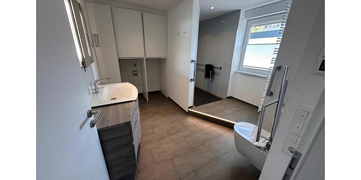 Etagenwohnung Ennepetal - 4 Zimmer, 121 m&sup2;, 1.200&euro; | Angebot:26383004