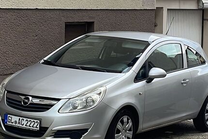 Opel Corsa 174.100 km 2.150 &euro; Köln 50767