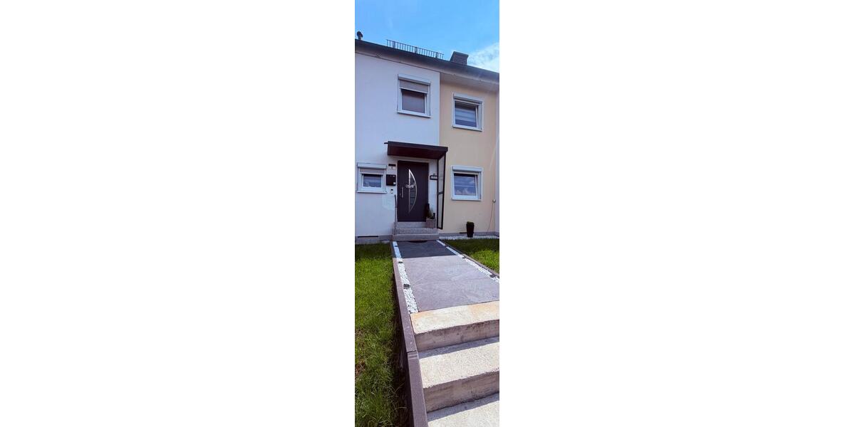 Reihenhaus Marktredwitz - 4 Zimmer, 90 m&sup2;, 275.000&euro; | Angebot:27262401