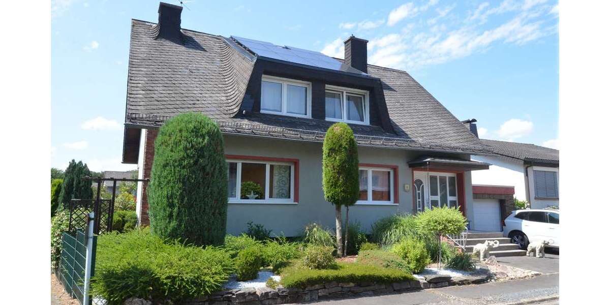 Einfamilienhaus Cochem - 10 Zimmer, 242 m&sup2;, 390.000&euro; | Angebot:27108925