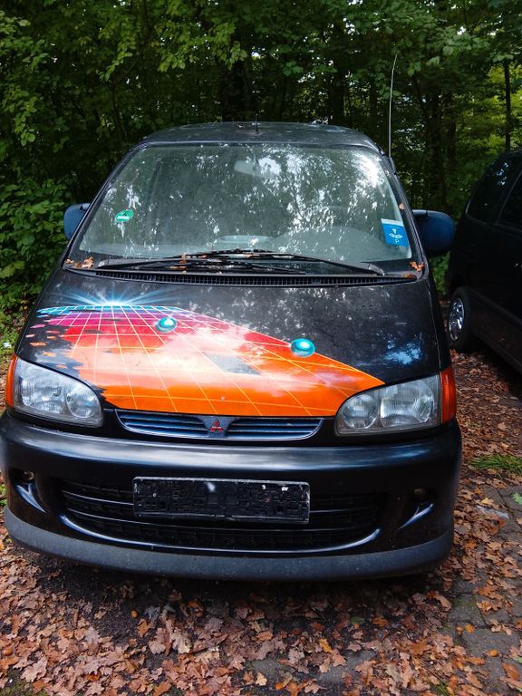 Mitsubishi Space Gear 180.000 km 1.500 € Stuttgart 70569