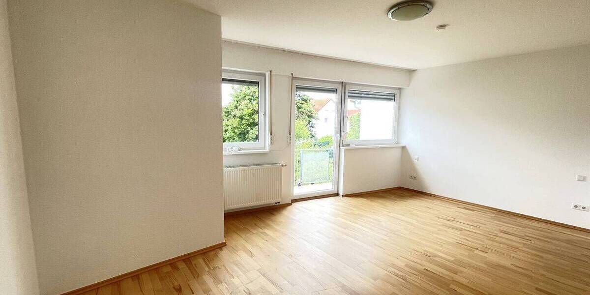 Reihenendhaus Kaiserslautern Innenstadt - 5 Zimmer, 144 m&sup2;, 1.600&euro; | Angebot:23960154