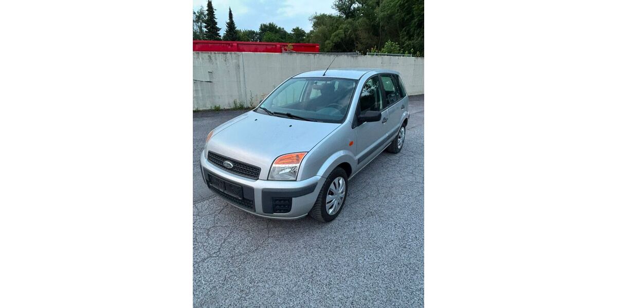 Ford Fusion 272.000 km 1.990 &euro; Neheim 59755