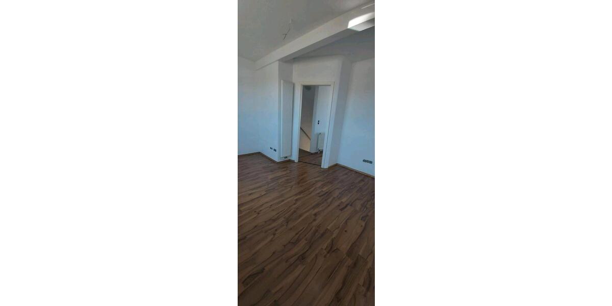 Reihenhaus Idstein - 4 Zimmer, 95 m&sup2;, 375.000&euro; | Angebot:26762759