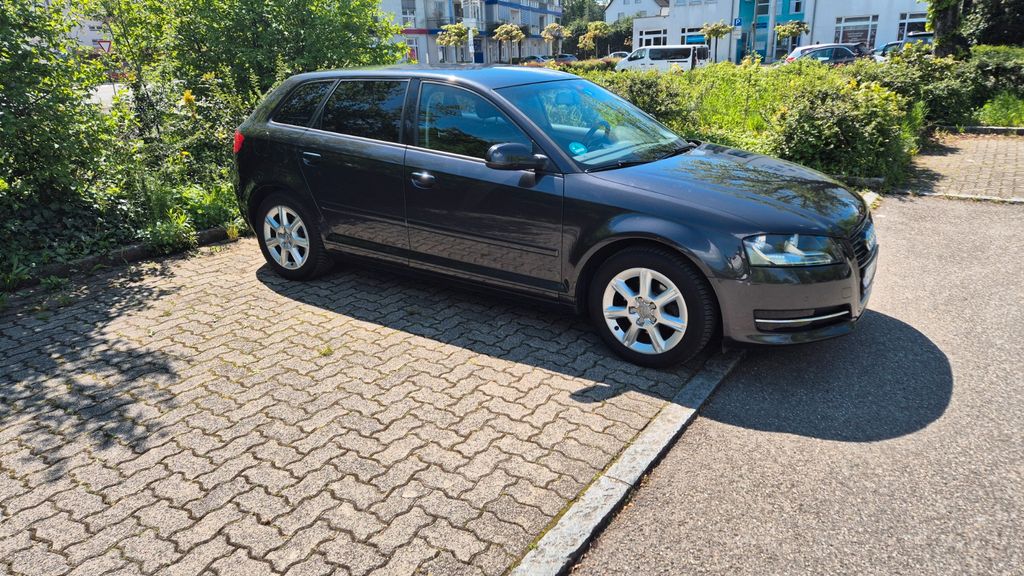 Audi A3 94.000 km 8.900 &euro; Rheinfelden 79618
