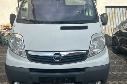 Opel Vivaro 274.436 km 7.499 € Plaidt 56637