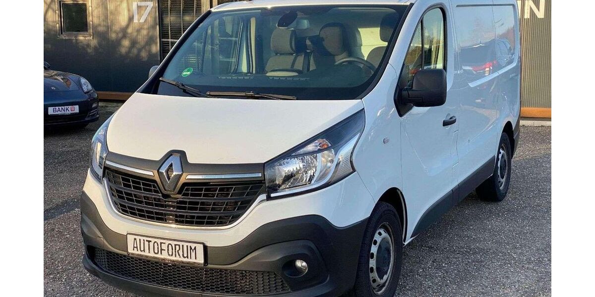 Renault Trafic 200.000 km 9.500 &euro; Kempen 47906