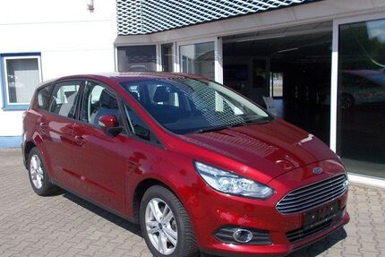 Ford S-Max 62.500 km 14.990 &euro; Brandenburg a. d. Havel 14772