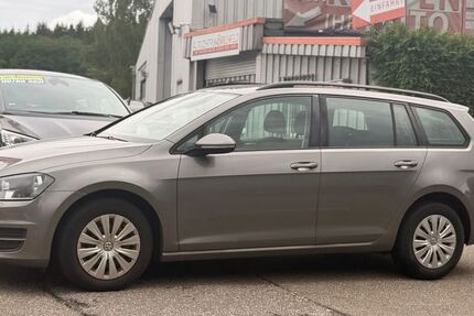 VW Golf 211.000 km 6.790 &euro; Birkenfeld bei Pforzheim 75217