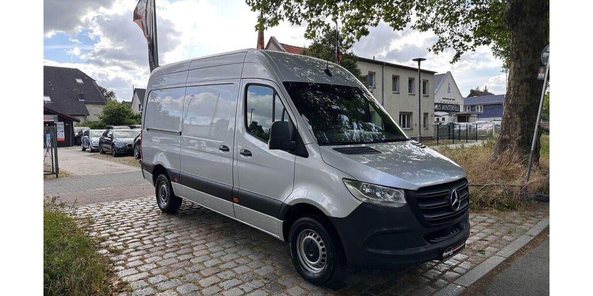Mercedes-Benz Sprinter 198.542 km 23.950 &euro; Brandenburg an der Havel 14772