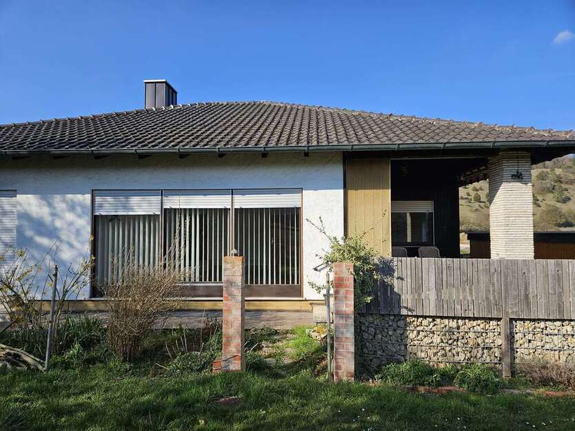 Haus zum Kaufen in Dollnstein 446.000 € 200 m²