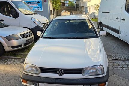 VW Golf 161.000 km 880 &euro; Berlin 12105