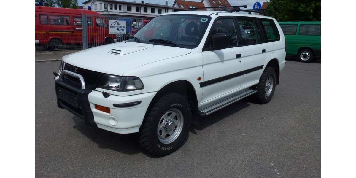 Mitsubishi Pajero 42.600 km 18.900 &euro; Nürtingen bei Stuttgart 72622