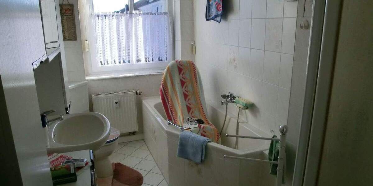 Etagenwohnung Hoyerswerda Klein Neida - 3 Zimmer, 66 m&sup2;, 69.000&euro; | Angebot:25821750