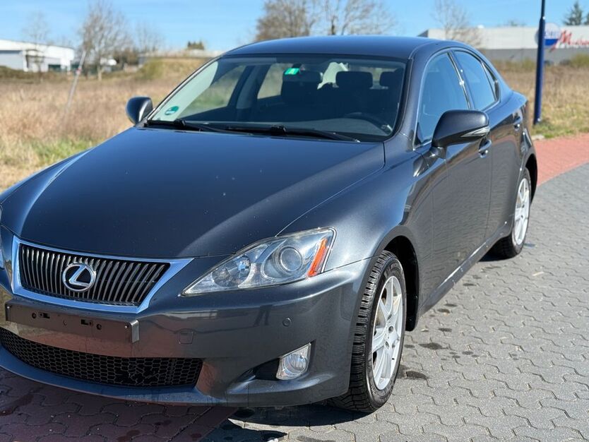 Lexus IS 220 212.555 km 6.290 € salzhausen 21376