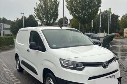Toyota Proace City 30.000 km 14.000 &euro; Bad Urach 72574