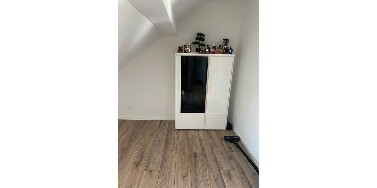 Dachgeschoßwohnung Trier Nord - 2 Zimmer, 55 m&sup2;, 650&euro; | Angebot:26326908