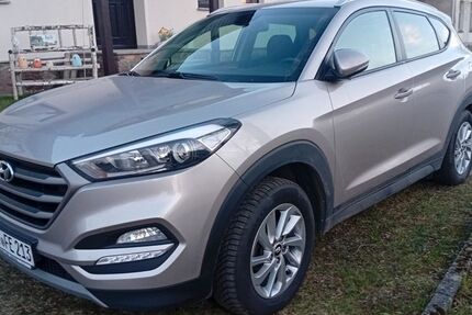 Hyundai TUCSON 130.000 km 12.250 &euro; Feldberger Seenlandschaft 17258