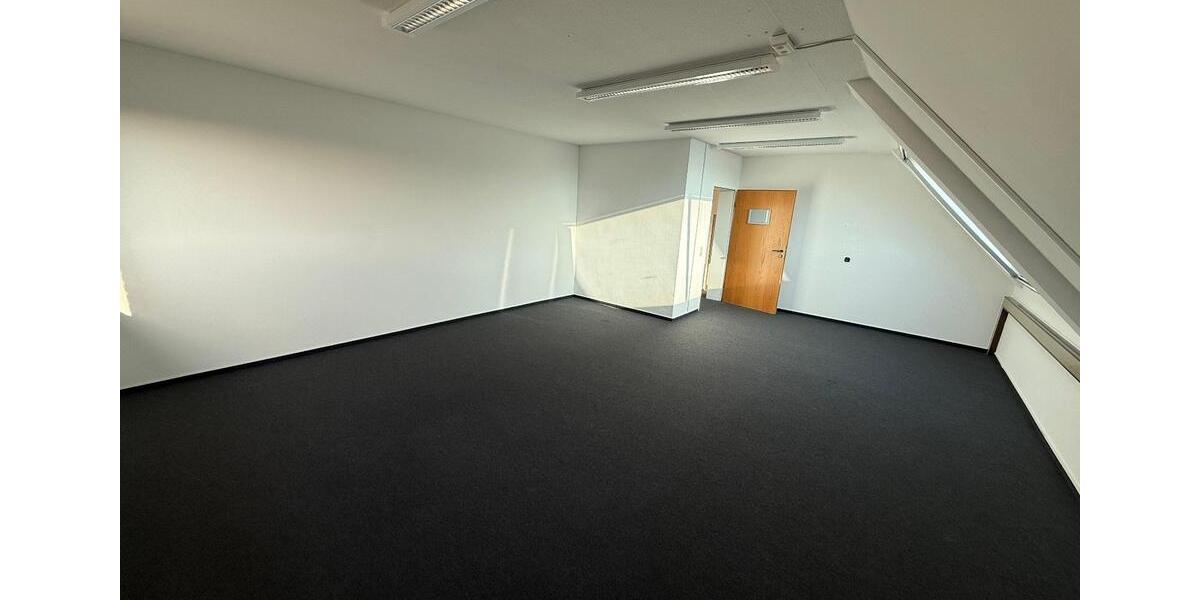 Gewerbeobjekt Lehrte - 850&euro; | Angebot:24585286