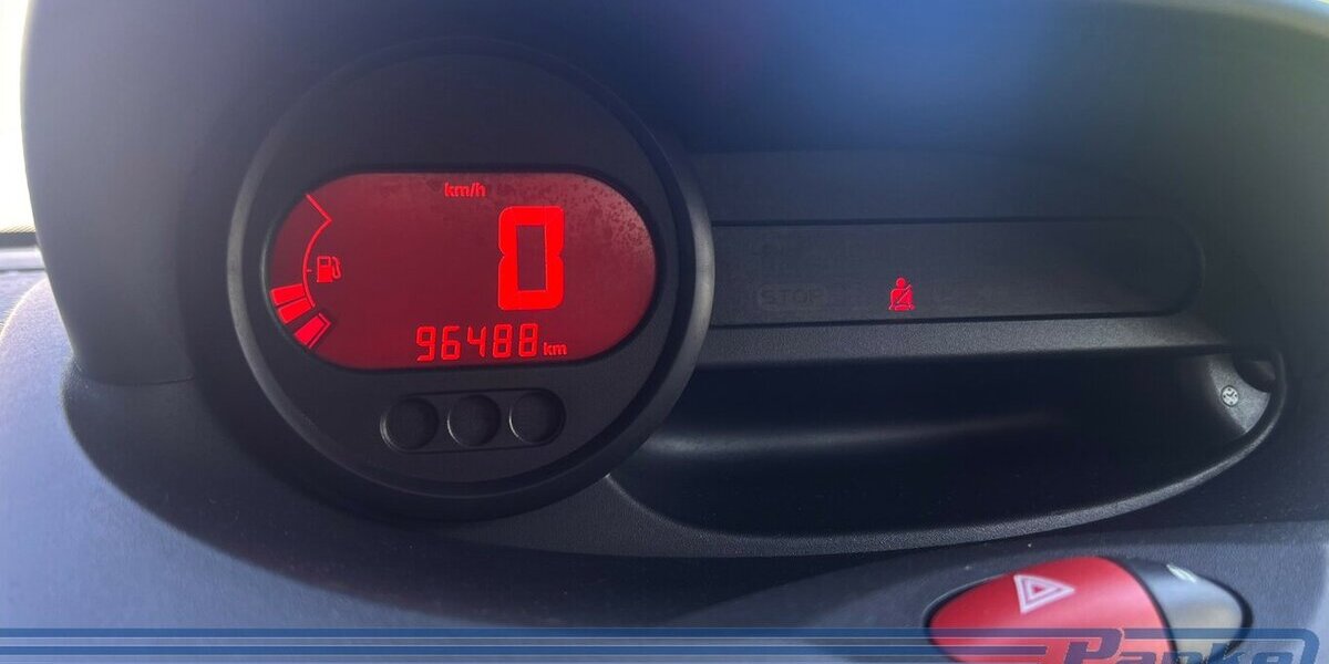 Renault Twingo Authentique 1.2*Klima*Radio/CD*Isofix*3tr 96.488 km 1.480 &euro; Berlin 13187