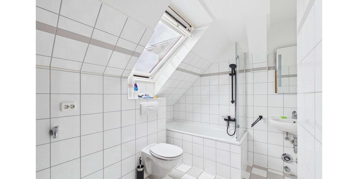 Dachgeschoßwohnung Auerbach/Vogtland Vogtland - 4 Zimmer, 77 m&sup2;, 499&euro; | Angebot:25263482